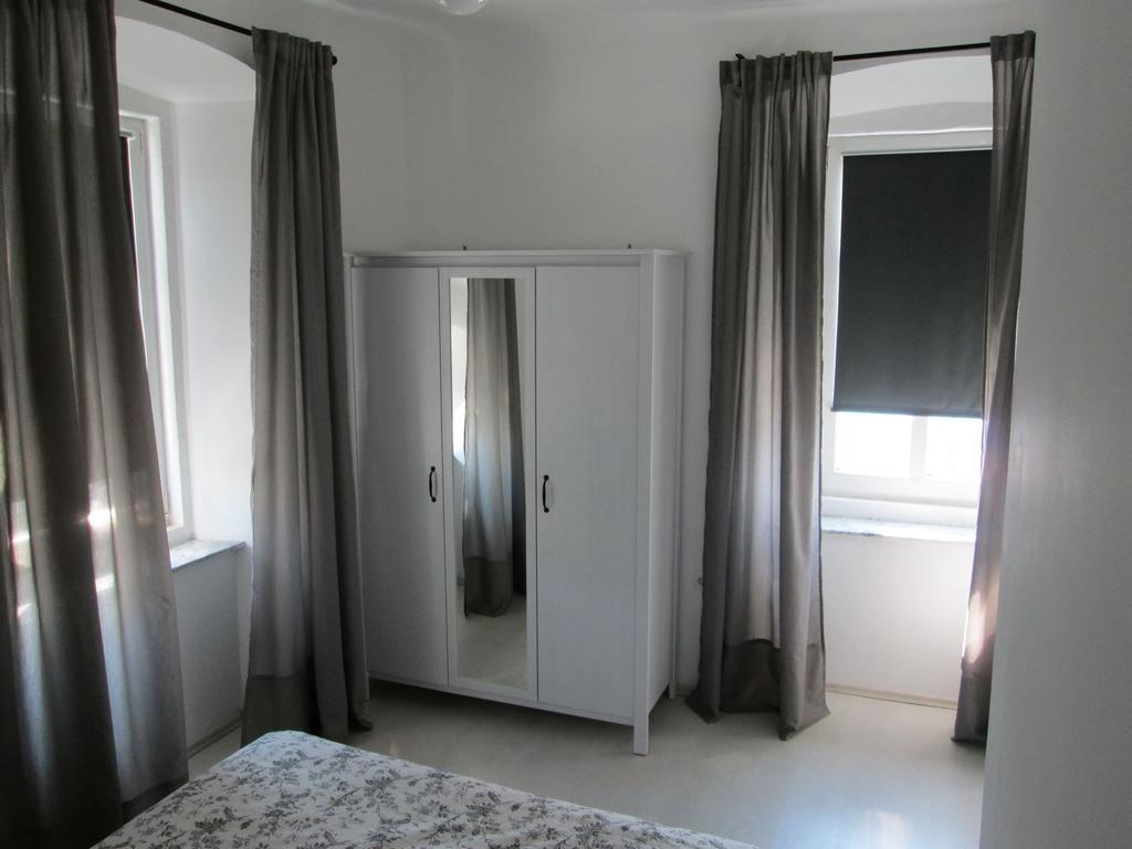 Vlatkoviceva Apartments Senj  Cameră foto